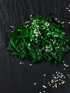 Discover Nori to Wakame: Japanese Seaweed & Health Benefits - Cover Image
