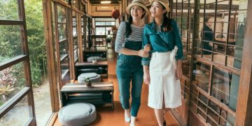 Visiting Etiquette: Dos and Don'ts in a Japanese Home (2025 Guide) - Cover Image