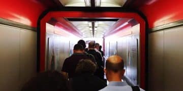 Japan Public Transportation Etiquette: 2025 Guide for US Tourists - Cover Image