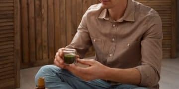 Japanese Tea Ceremony Etiquette: A US Traveler's 2025 Guide - Cover Image